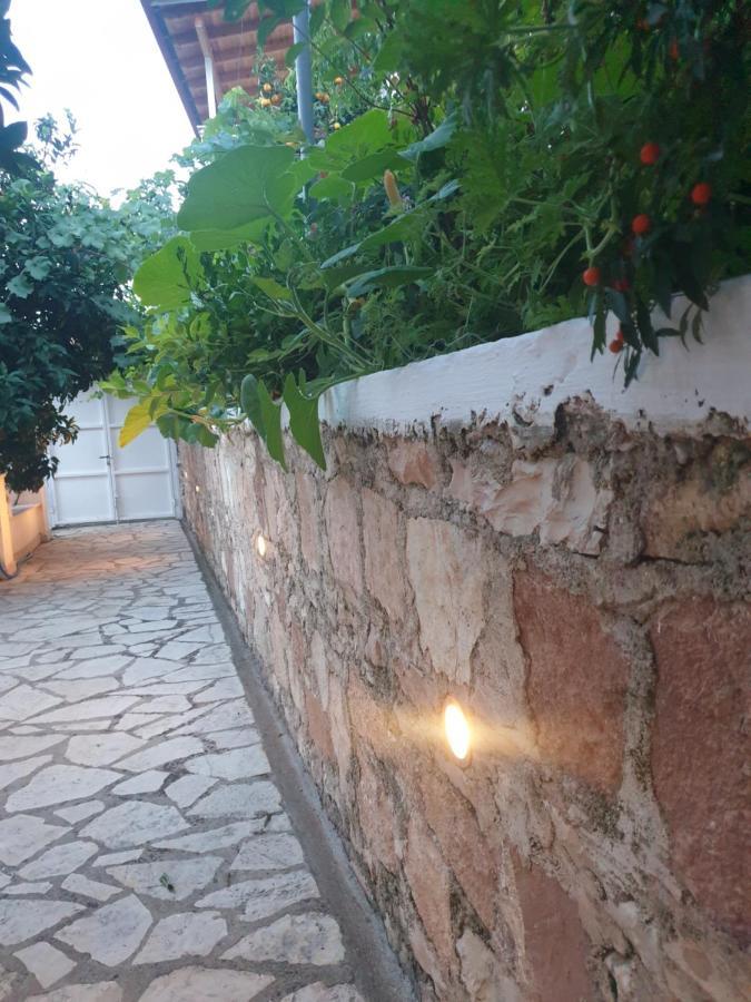 Rosemary House ξενώνας Σαράντα Εξωτερικό φωτογραφία