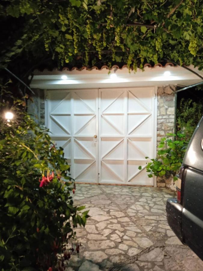 Rosemary House ξενώνας Σαράντα Εξωτερικό φωτογραφία